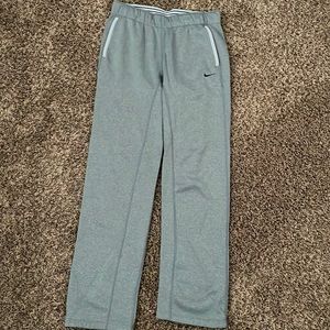 Nike dry-fit sweat pants. Great condition!!